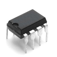 LM311N - (LM311P) PDIP-8 ANALOG COMPARATOR IC