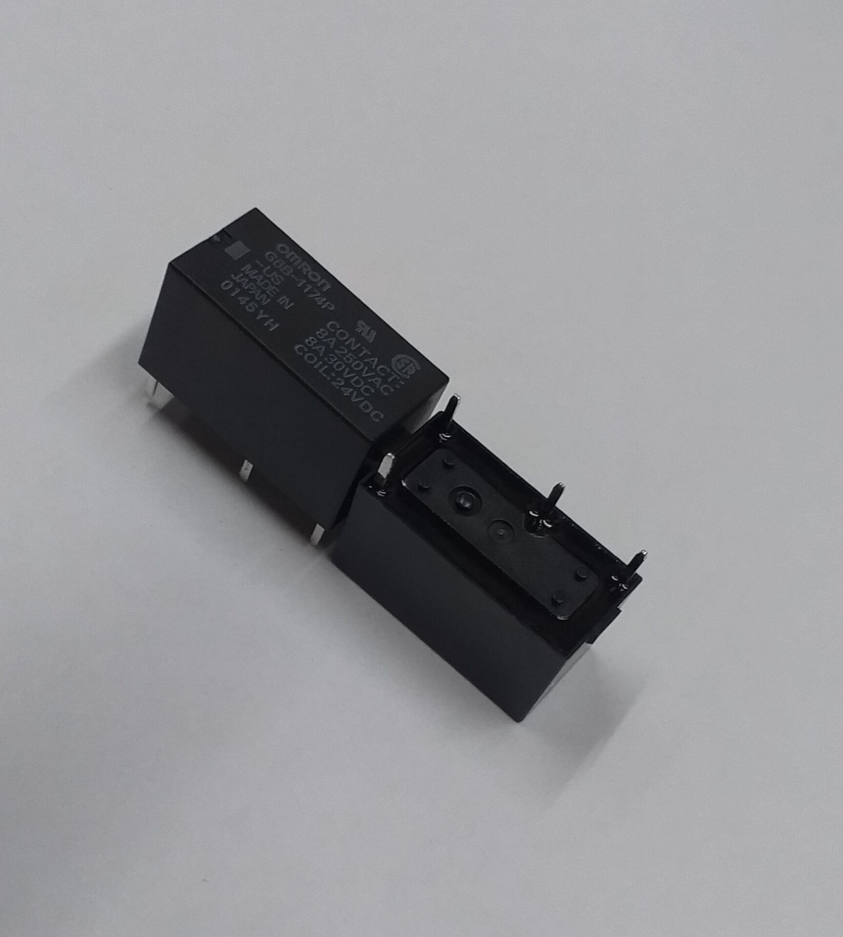 G6B-1174P 24VDC OMRON RÖLE